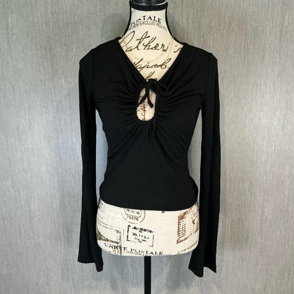 Silence + Noise Black Ruched Long Sleeve Blouse Size Medium - Picture 1 of 11